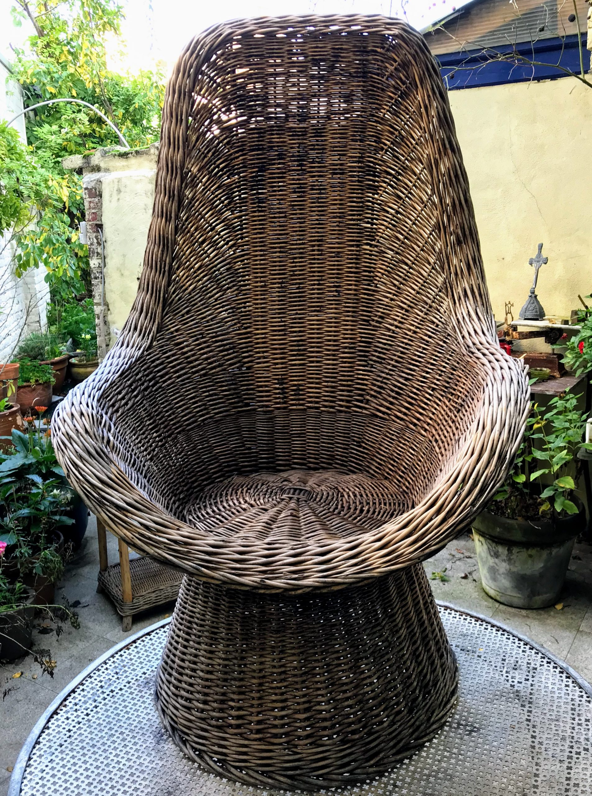 Sfeervolle Rotan stoel met extra hoge rugleuning – retro seventies | Antiek Curiosa