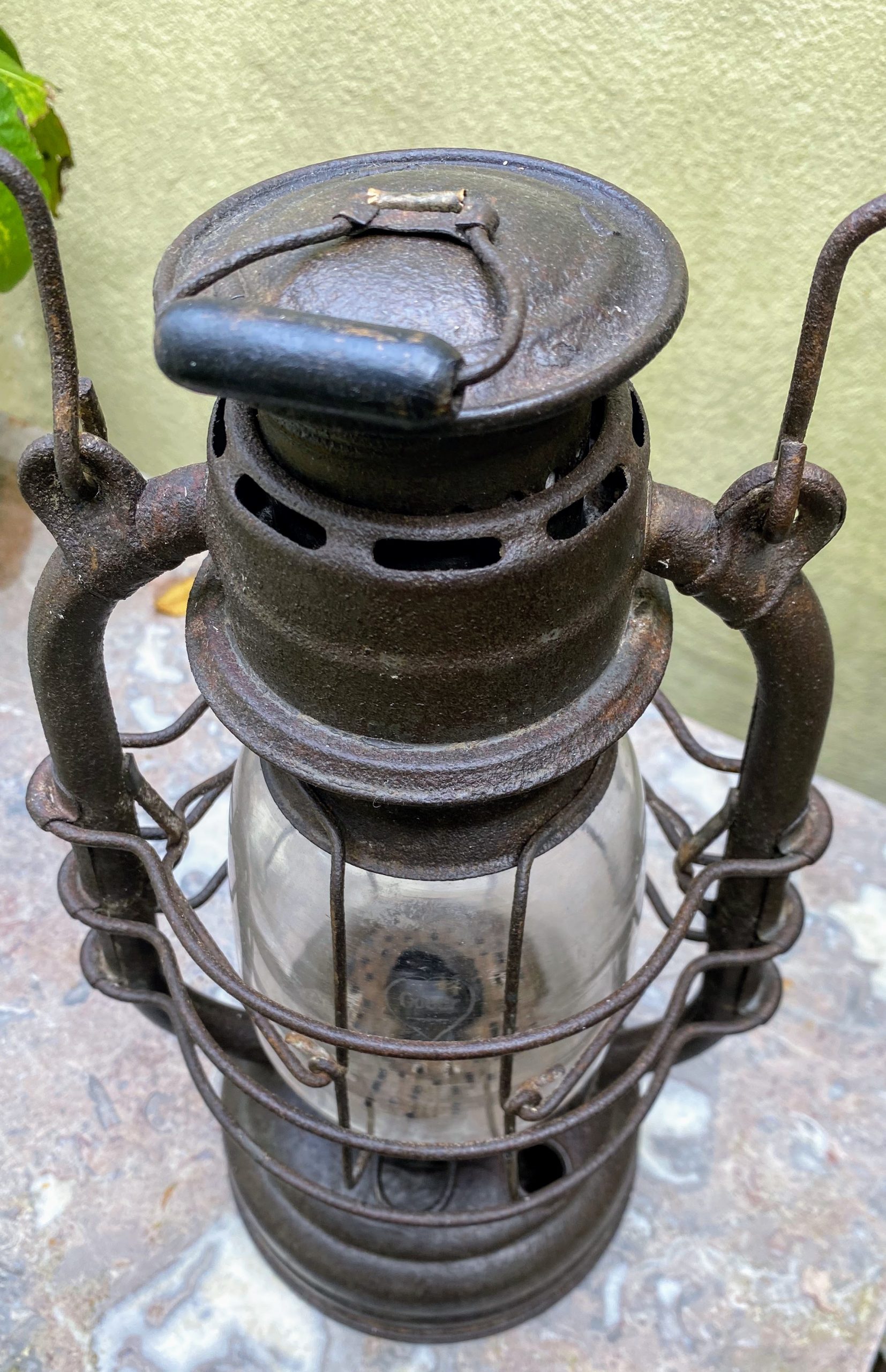 Bekijk het internet poort geestelijke gezondheid Antieke grote stormlamp 'Coeur' gemaakt in Frankrijk 1920-1949 | Antiek en  Curiosa