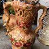 Antieke gedecoreerde vaas in Majolica Aardewerk Gesigneerd Robbia 24.629 F.J. (14) Antique majolica floral vase Robbia