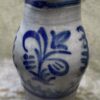 Cologne stoneware water jug (22 cm), salt‑glazed – ca. 1900 (12) Karaktervolle Keulse waterkan in zoutgeglazuurd gres | Cologne stoneware water jug (22 cm), salt‑glazed – ca. 1900