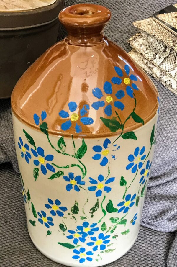 Decorated WWII S.R.D. rum jar, Pearson & Co (1950) Antieke S.R.D. beschilderde rumkruik – WO II, Pearson & Co | Decorated WWII S.R.D. rum jar, Pearson & Co (1944)
