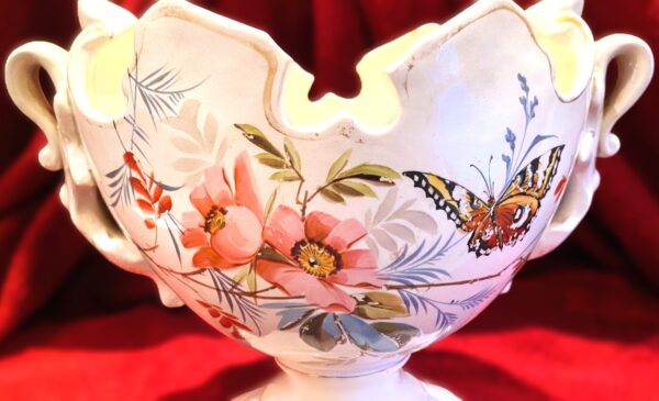 French Hollywood Regency ceramic centerpiece, 1950s (2) Franse Hollywood Regency keramische siercoupe | French Hollywood Regency ceramic centerpiece, 1950s
