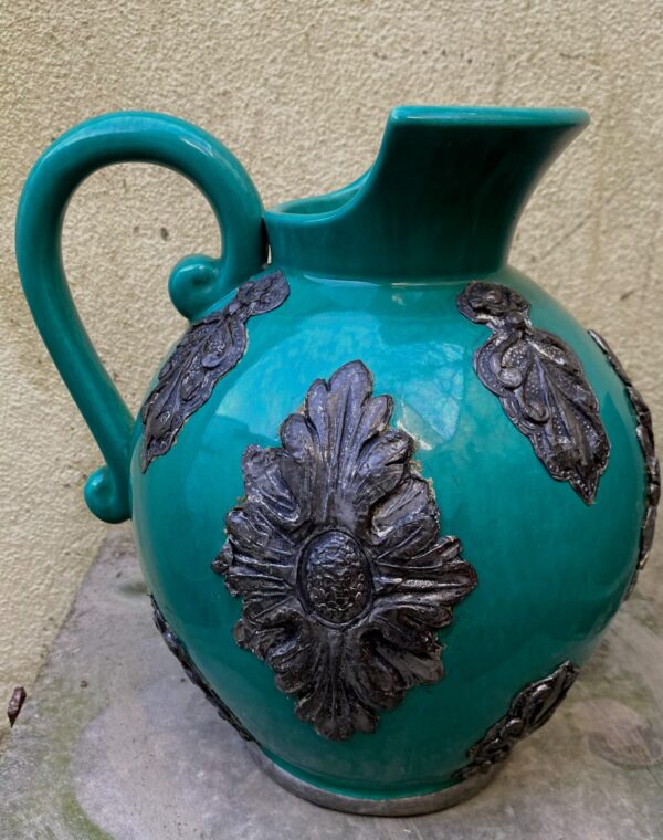 Green Danish Art Deco jug - ca.1930 (1) Groene Art Deco snavelkan met bronzen ornamenten | Green Danish Art Deco jug - ca.1930