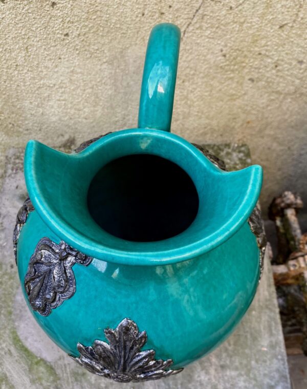 Groene Art Deco snavelkan met bronzen ornamenten | Green Danish Art Deco jug - ca.1930