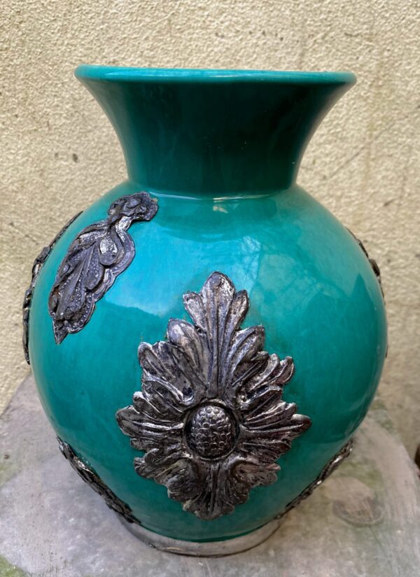 Groene Art Deco snavelkan met bronzen ornamenten | Green Danish Art Deco jug - ca.1930