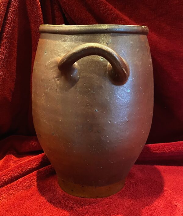 IMG_1258 Antieke Franse grespot in donkerbruin geglazuurd aardewerk | Antique French dark‑brown glazed stoneware pot – 19th century