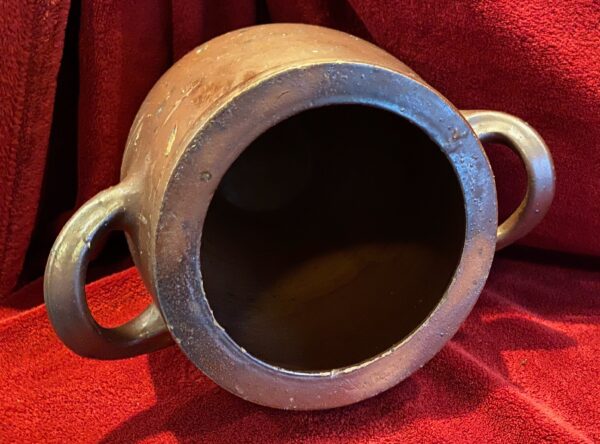 IMG_1271 Antieke Franse grespot in donkerbruin geglazuurd aardewerk | Antique French dark‑brown glazed stoneware pot – 19th century