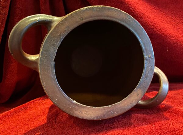 IMG_1273 Antieke Franse grespot in donkerbruin geglazuurd aardewerk | Antique French dark‑brown glazed stoneware pot – 19th century