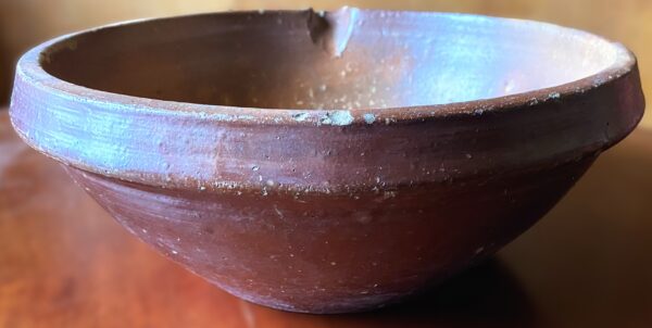 Imposing French stoneware butter‑ or cream‑separating bowl – late 19th century (9) Antieke imposante Franse boter- of roomteil in gres aardewerk | Imposing French stoneware butter‑ or cream‑separating bowl – late 19th century