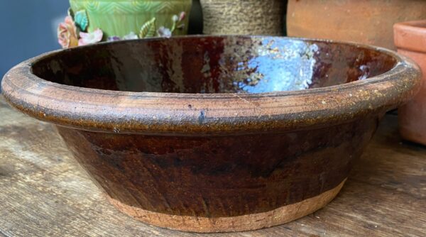 Impressive earth‑brown confit bowl – handmade and versatile (1) Imposante aardebruine confit schaal | Impressive earth‑brown confit bowl – handmade and versatile