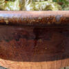 Imposante aardebruine confit schaal | Impressive earth‑brown confit bowl – handmade and versatile