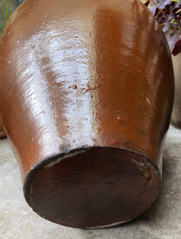 Large antique French stoneware jug with handle – late 19th century (15) Grote antieke Franse gres kruik met handgreep | Large antique French stoneware jug with handle – late 19th century