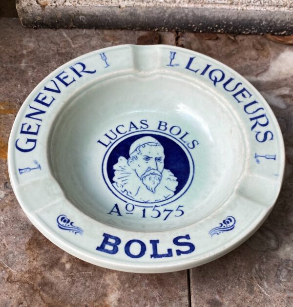 Lucas Bols advertising ashtray – Royal Sphinx Maastricht (1) Lucas Bols reclame‑asbak – Royal Sphinx Maastricht | Lucas Bols advertising ashtray – Royal Sphinx Maastricht