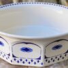 Octagonal Art Deco wash basin, 1930s (10) Achthoekige Art Deco waskom met blauwe geometrische print | Octagonal Art Deco wash basin, 1930s