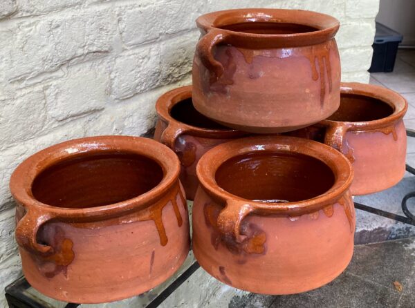 Set of 6 French glazed stoneware terracotta cooking pots – (12) Franse geglazuurde gres terracotta kookpot – 19e tot begin 20e eeuw | French glazed stoneware terracotta cooking pot – early 20th century