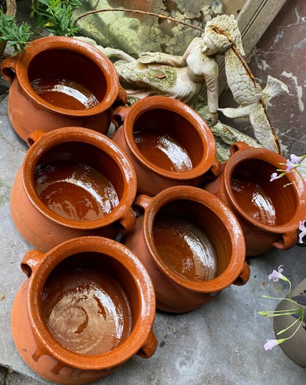 Set of 6 French glazed stoneware terracotta cooking pots – (18) Franse geglazuurde gres terracotta kookpot – 19e tot begin 20e eeuw | French glazed stoneware terracotta cooking pot – early 20th century