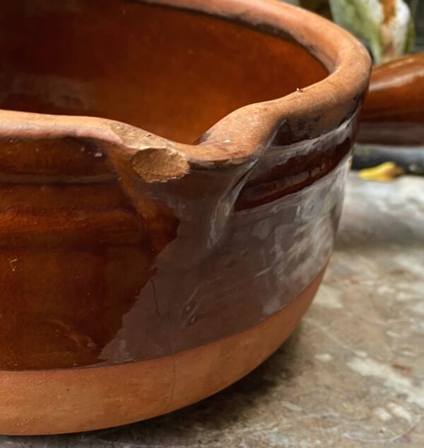 Terracotta French caquelon with spout, 1930s–1940s (8) Vintage Franse terracotta caquelon met tuit | Terracotta French caquelon with spout, 1930s–1940s