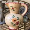 Vintage schenkkan Majolica Aardewerk Gesigneerd 18643 FJ CCE (1) Prachtige bolvormige majolica schenkkan met bloemenmotief – exquisite floral pitcher 20th c.