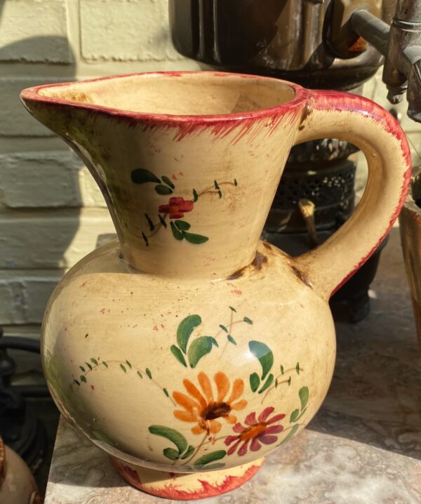 Vintage schenkkan Majolica Aardewerk Gesigneerd 18643 FJ CCE (7) Prachtige bolvormige majolica schenkkan met bloemenmotief – exquisite floral pitcher 20th c.