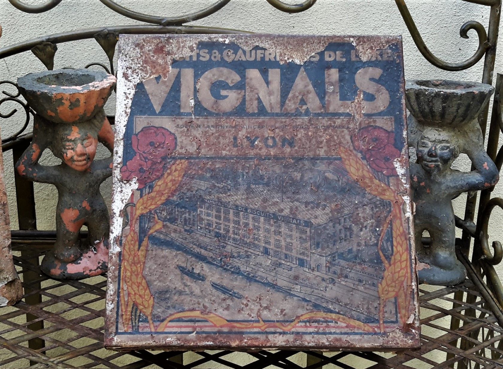 5293449164.jpg Antiek Koekjesblik Millefeuilles Vignals - Lyon, ca 1920
