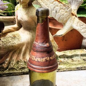 5305506101.jpg Mandinka-fles in rood leer en vezelweefsel – Sierra Leone, ca. 1850–1927
