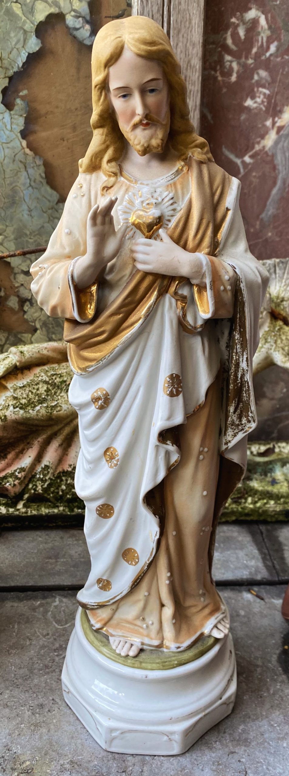 5305510352.jpg Antiek Heilig Hart beeld van Jezus Christus in meerkleurig biscuit, ca. begin 20e eeuw