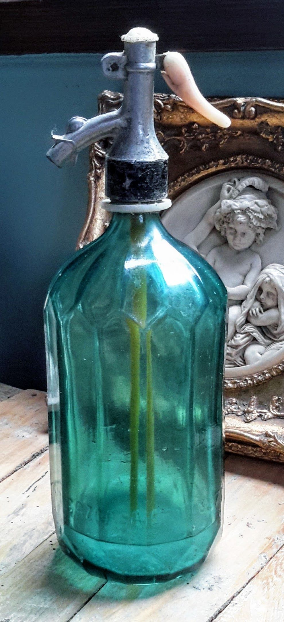 Lauriergroene Romanian Seltzer Bottle" Soda - of Sifonfles gemerkt – ca. 1950