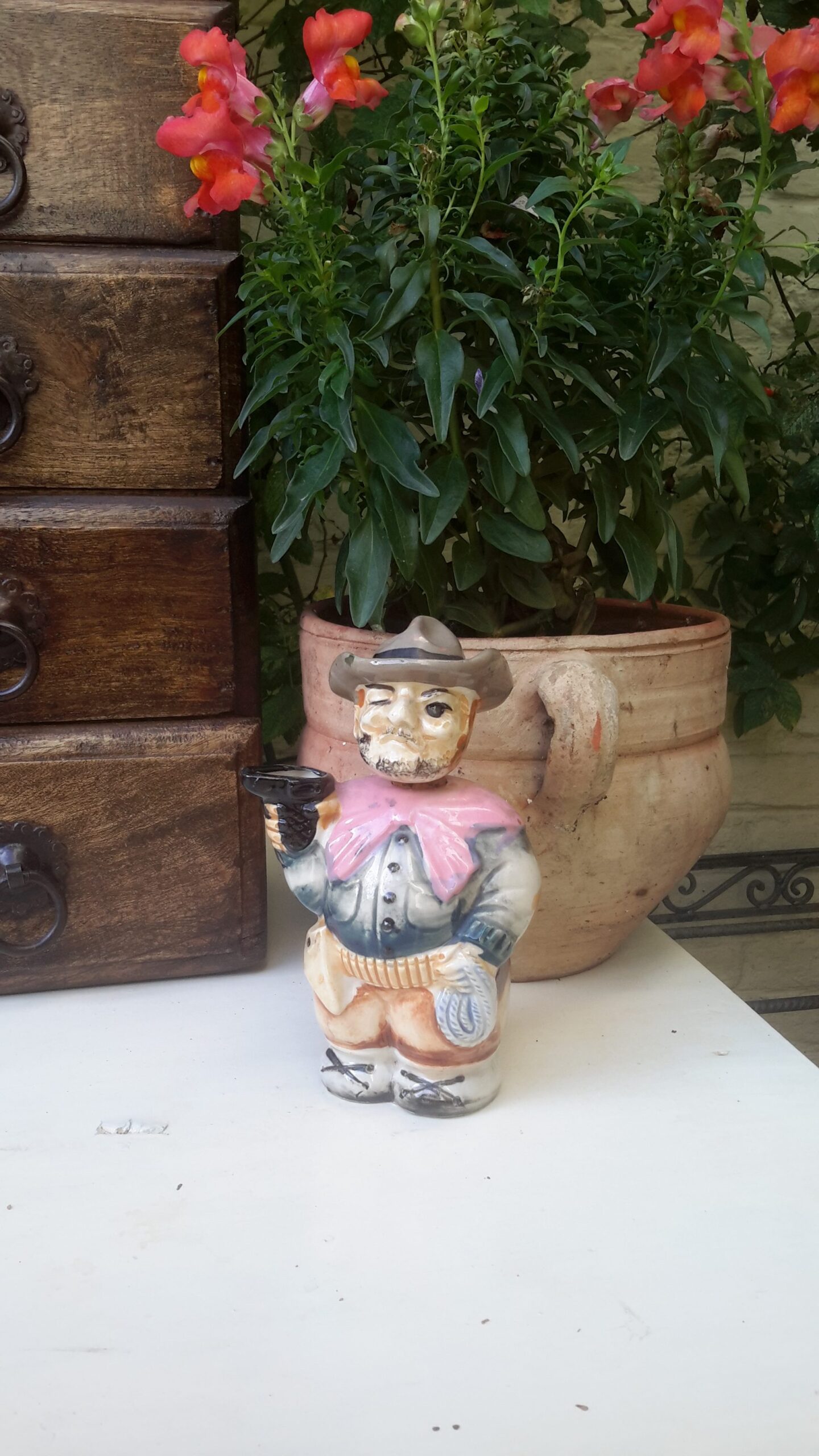 Vintage Porseleinen Cowboy Decanter – Uniek Verzamelobject uit de Jaren ’50