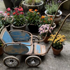 5305513745.jpg Vintage kinderpoppenwagen Renson‑Moers – STVV erfgoed, Sint‑Truiden ca. 1948–1954