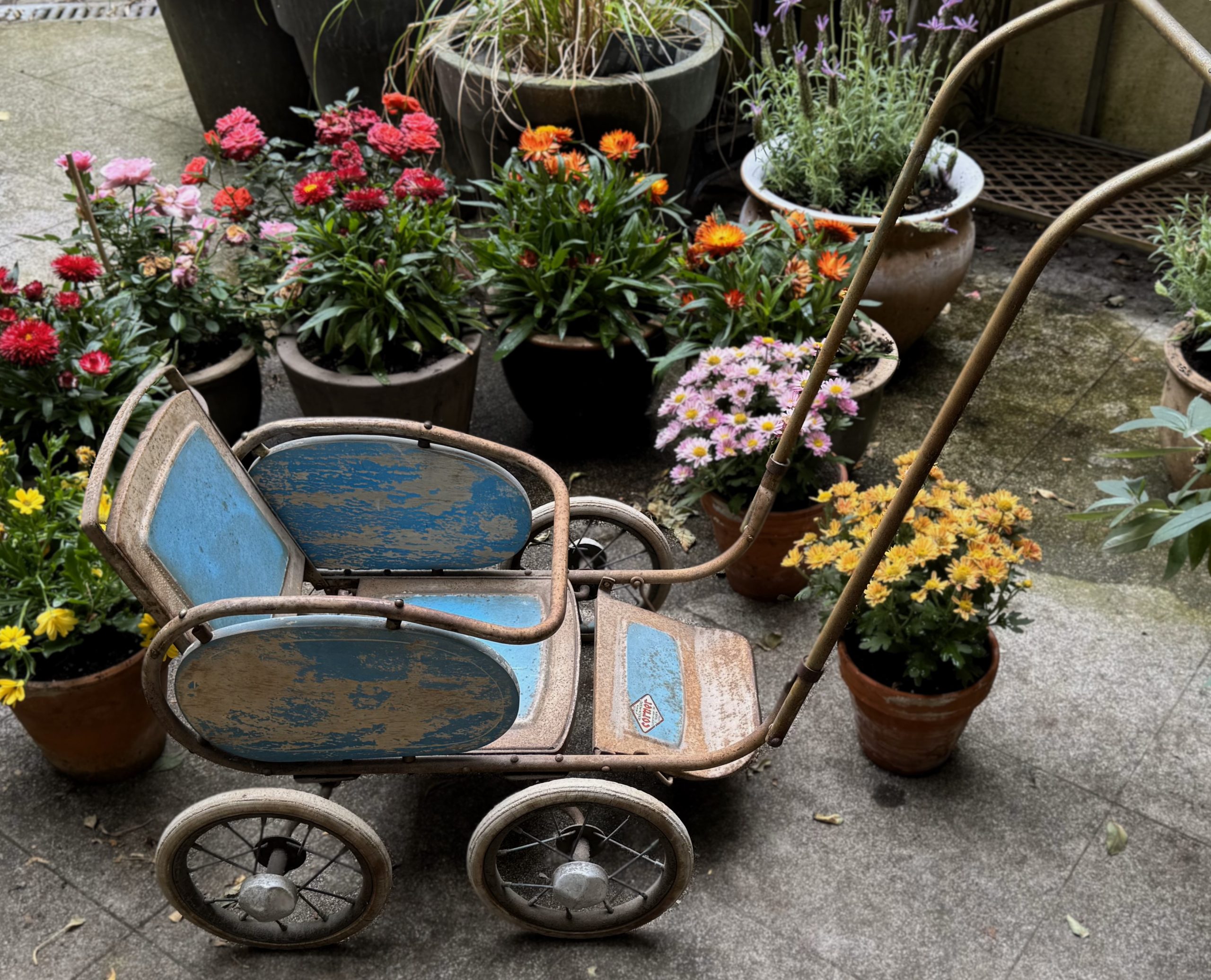 5305513745.jpg Vintage kinderpoppenwagen Renson‑Moers – STVV erfgoed, Sint‑Truiden ca. 1948–1954