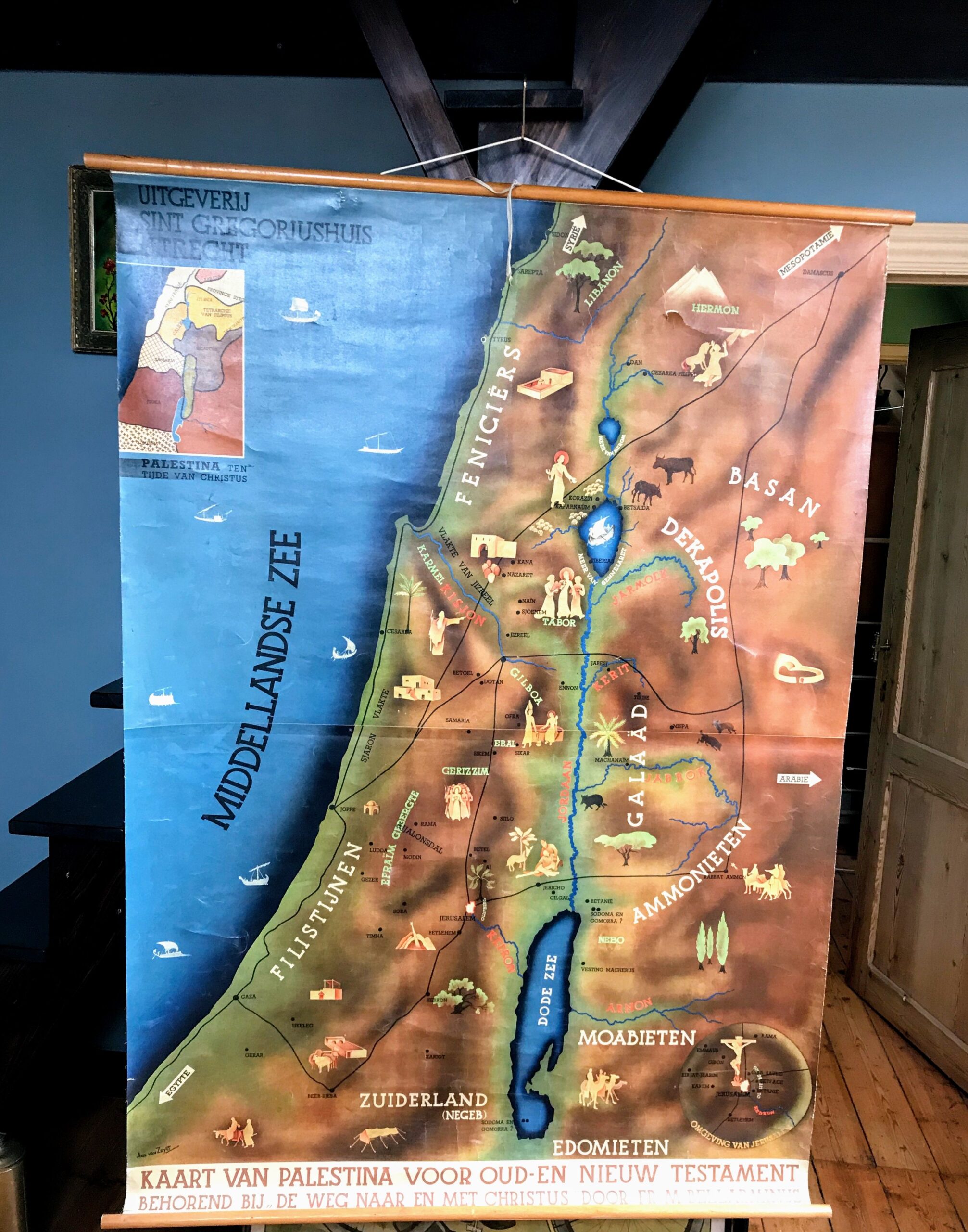 5305514050.jpg Monumentale antieke linnen schoolkaart Palestina – Christus’ tijd in beeld