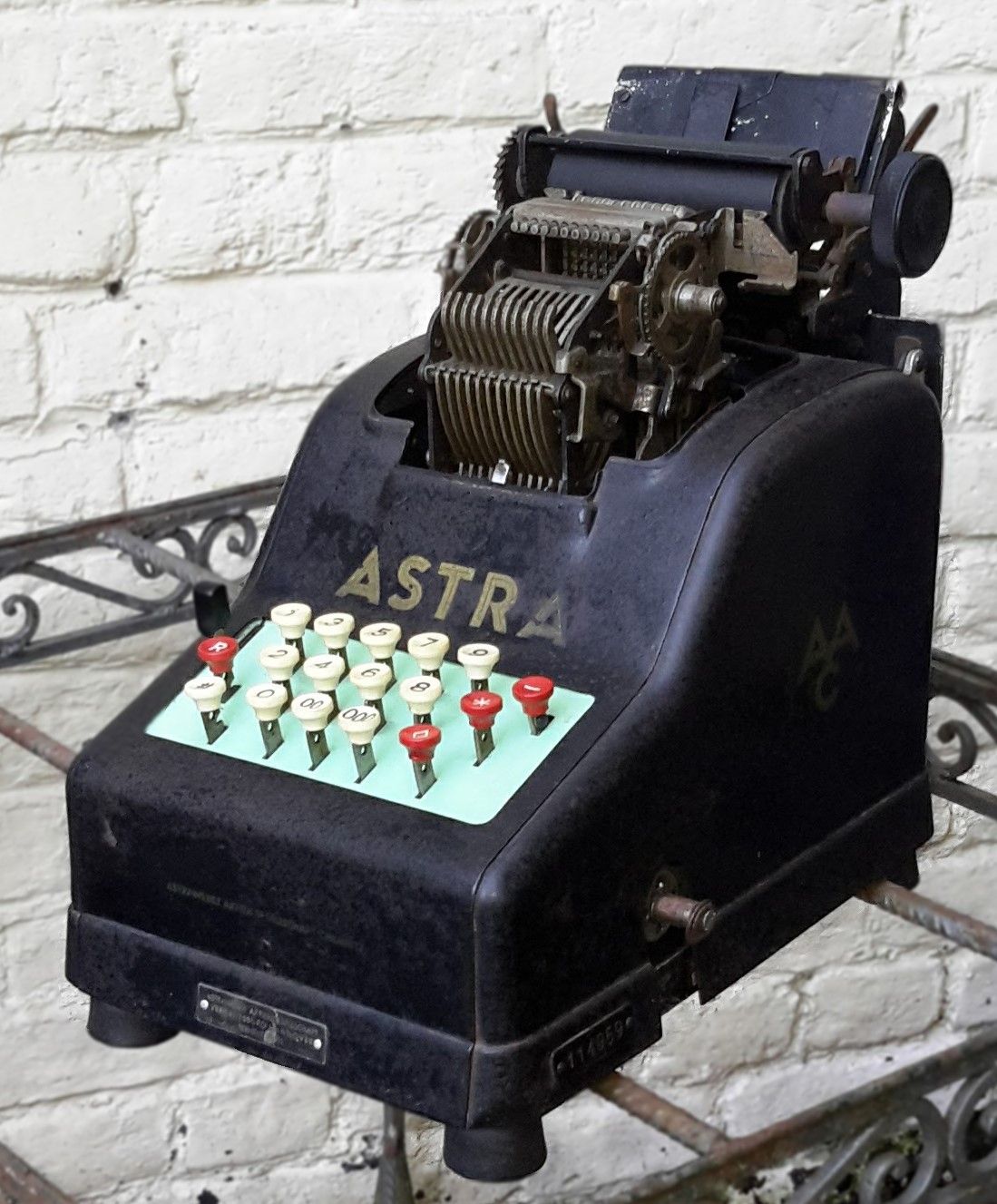 5305519397.jpg Antieke mechanische rekenmachine merk Astra klasse 1 – ca. 1930