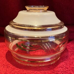 5326732604.jpg Vintage Boomse lampenkap in kwartsglas – De Rupel, ca. 1950 – handgeschilderd decor in crème en goud