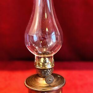 5383987844.jpg Vintage jaren 1960 miniatuur koperen olielamp Cadeau 3 Suisses, HONG KONG jaren 60