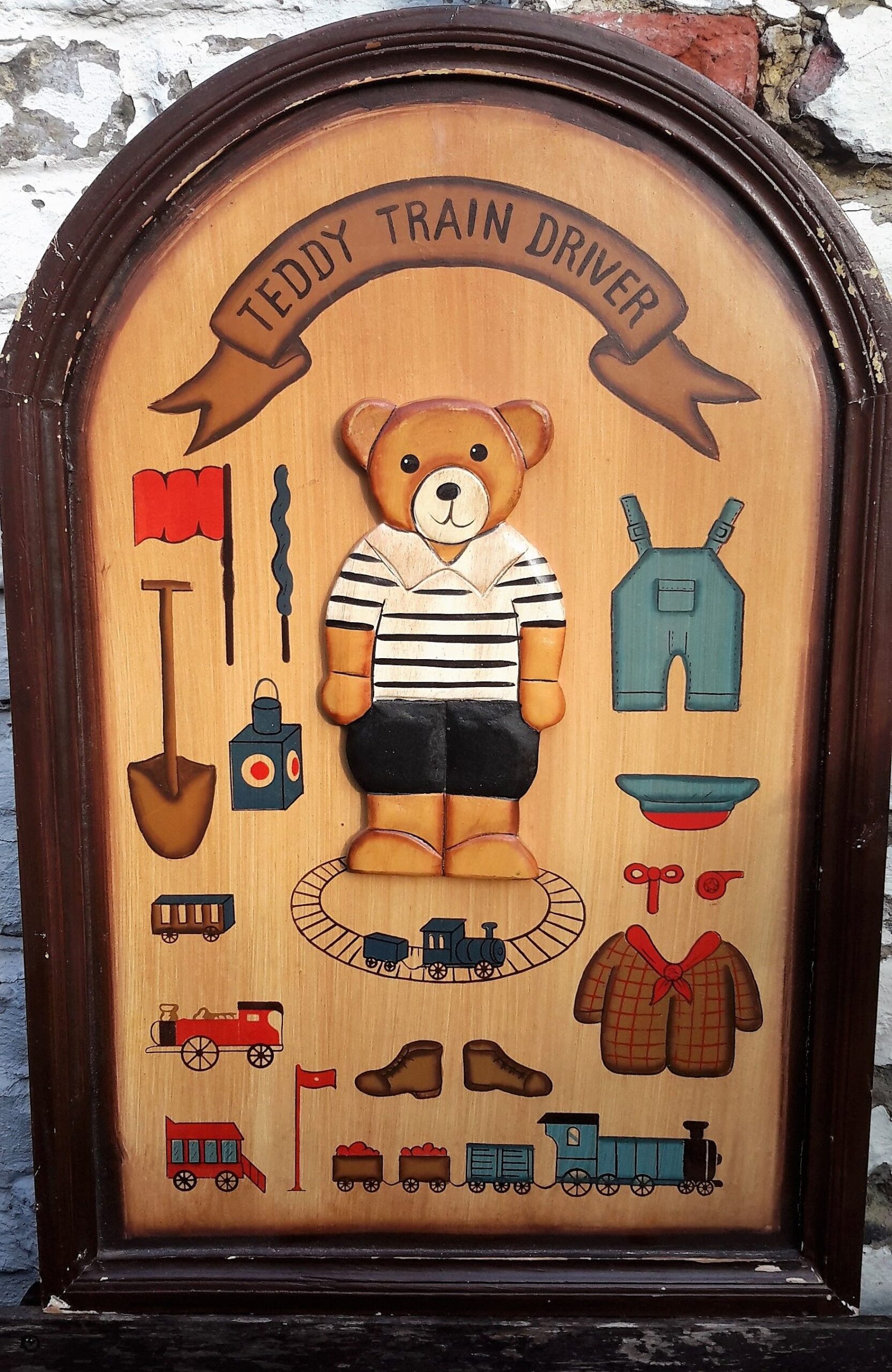 Teddy Train Driver – Vintage Houten Wandbord 3D