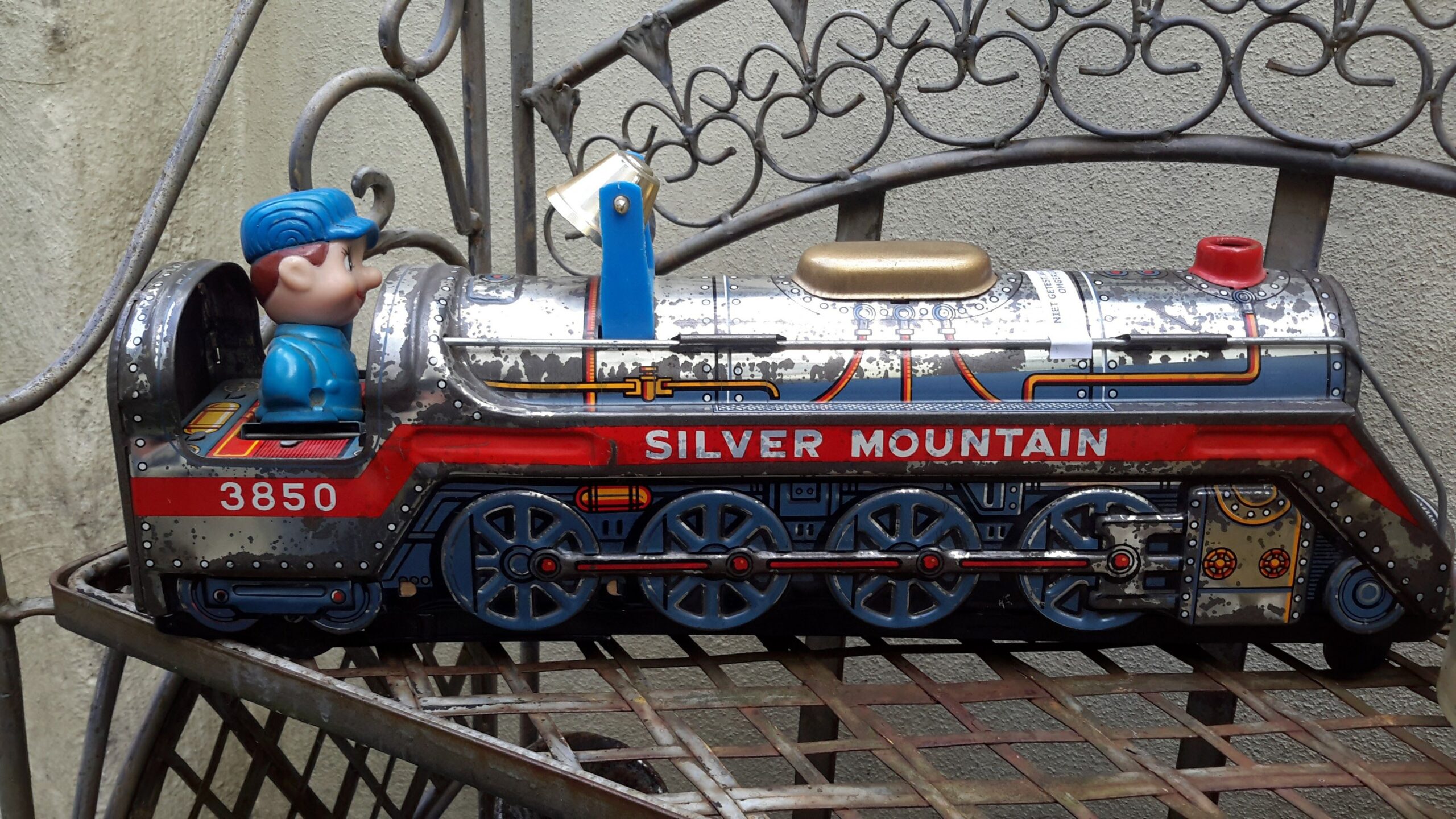 Vintage SILVER MOUNTAIN 3850 Tinnen Speelgoedtrein uit 1969