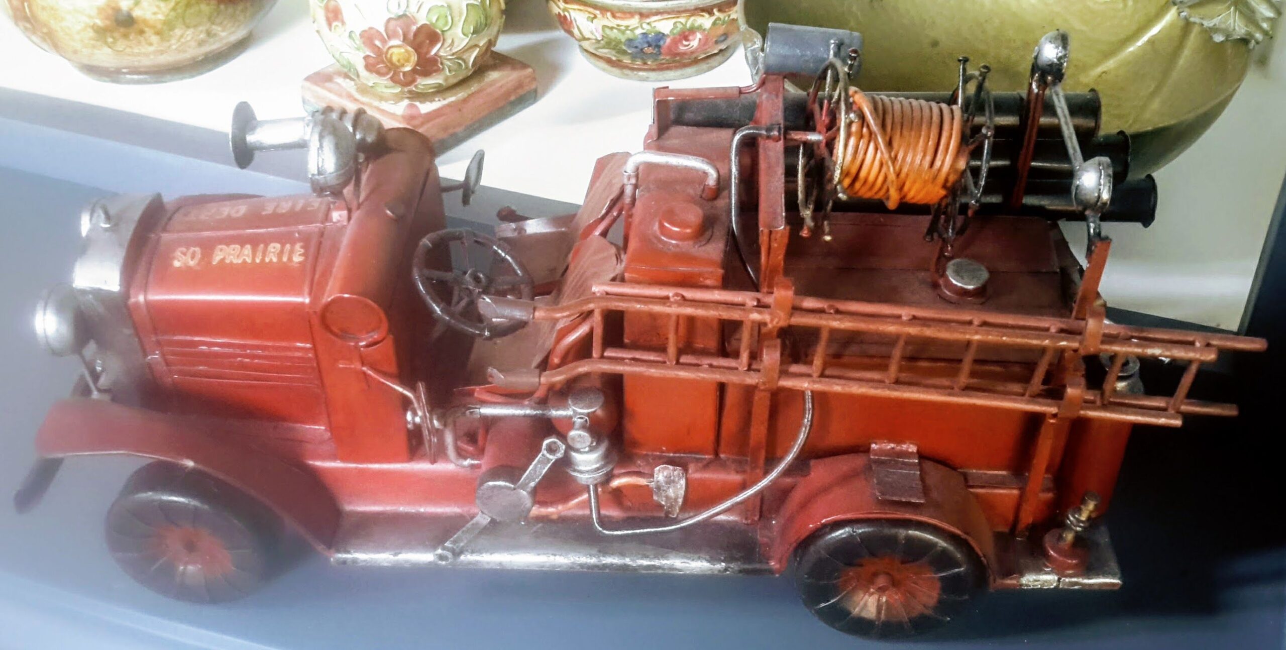 5393134609.jpg Grote retro Amerikaanse brandweerauto fire dept SO Prairie D5603