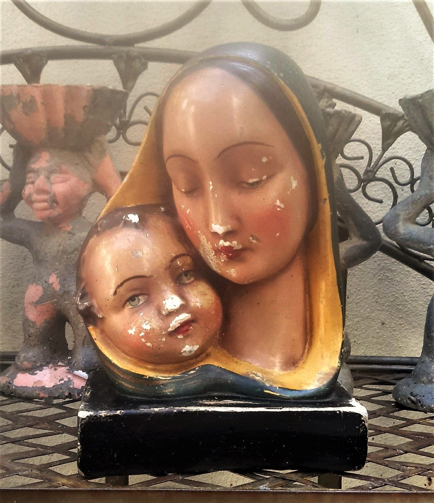 Vintage Mariabeeld met kindje Jezus (gips)