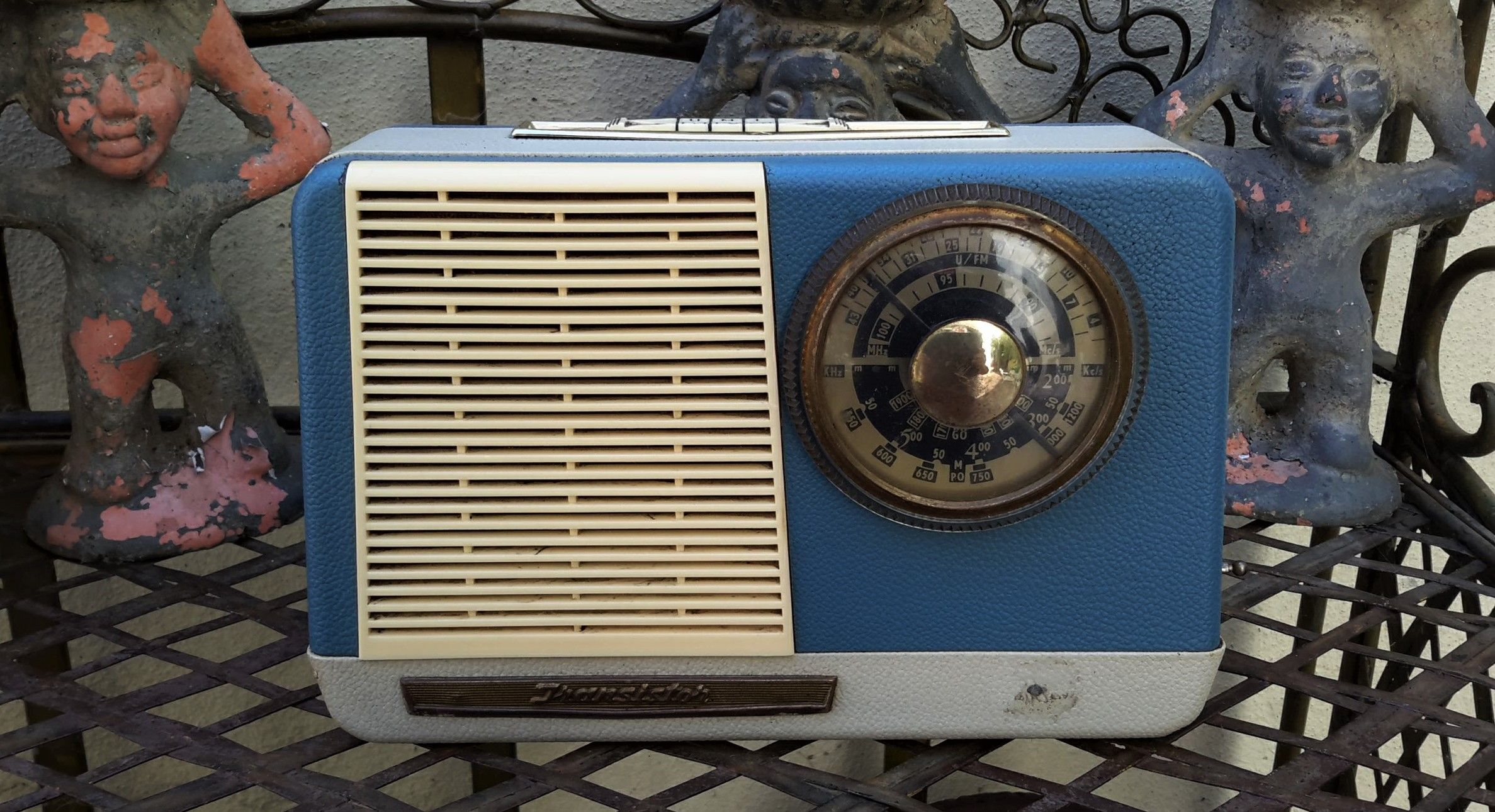 Retro Transistorradio SBR P23 uit 1961