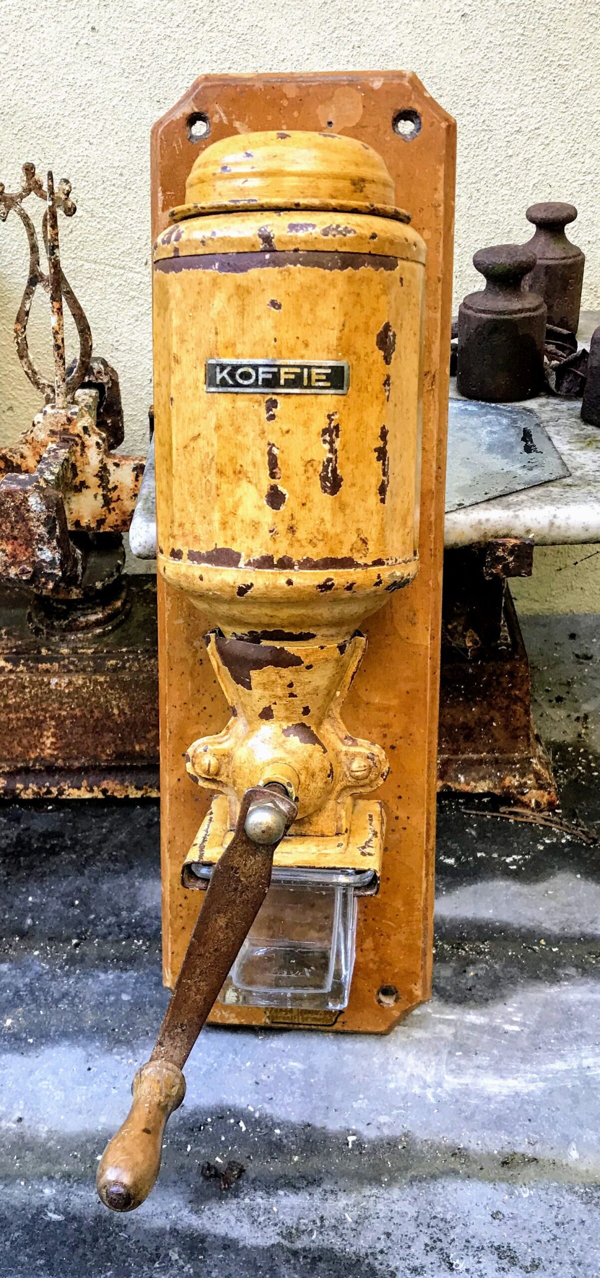 5393144904.jpg Vintage wandkoffiemolen AED Belgium