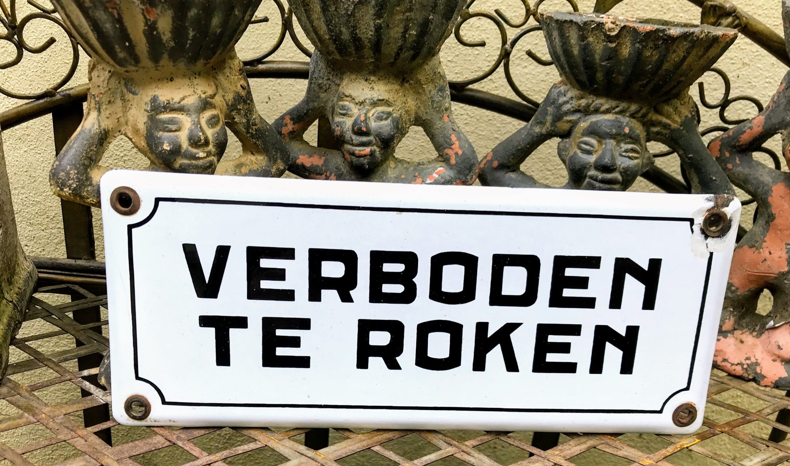 5393145088.jpg Emaille waarschuwingsbordje VERBODEN TE ROKEN