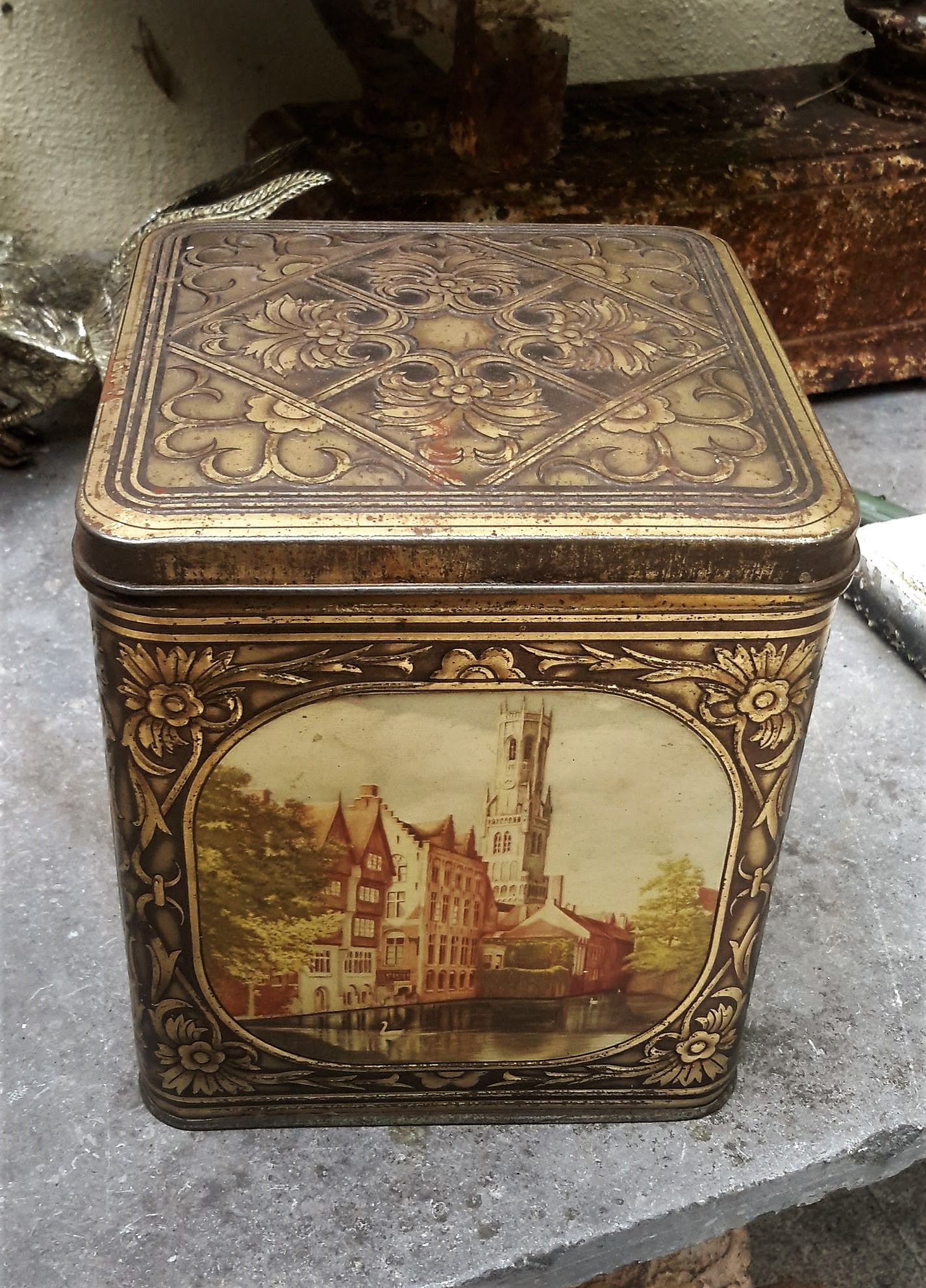 5393145999.jpg Oude blikken doos Brugge Demaret confiserie