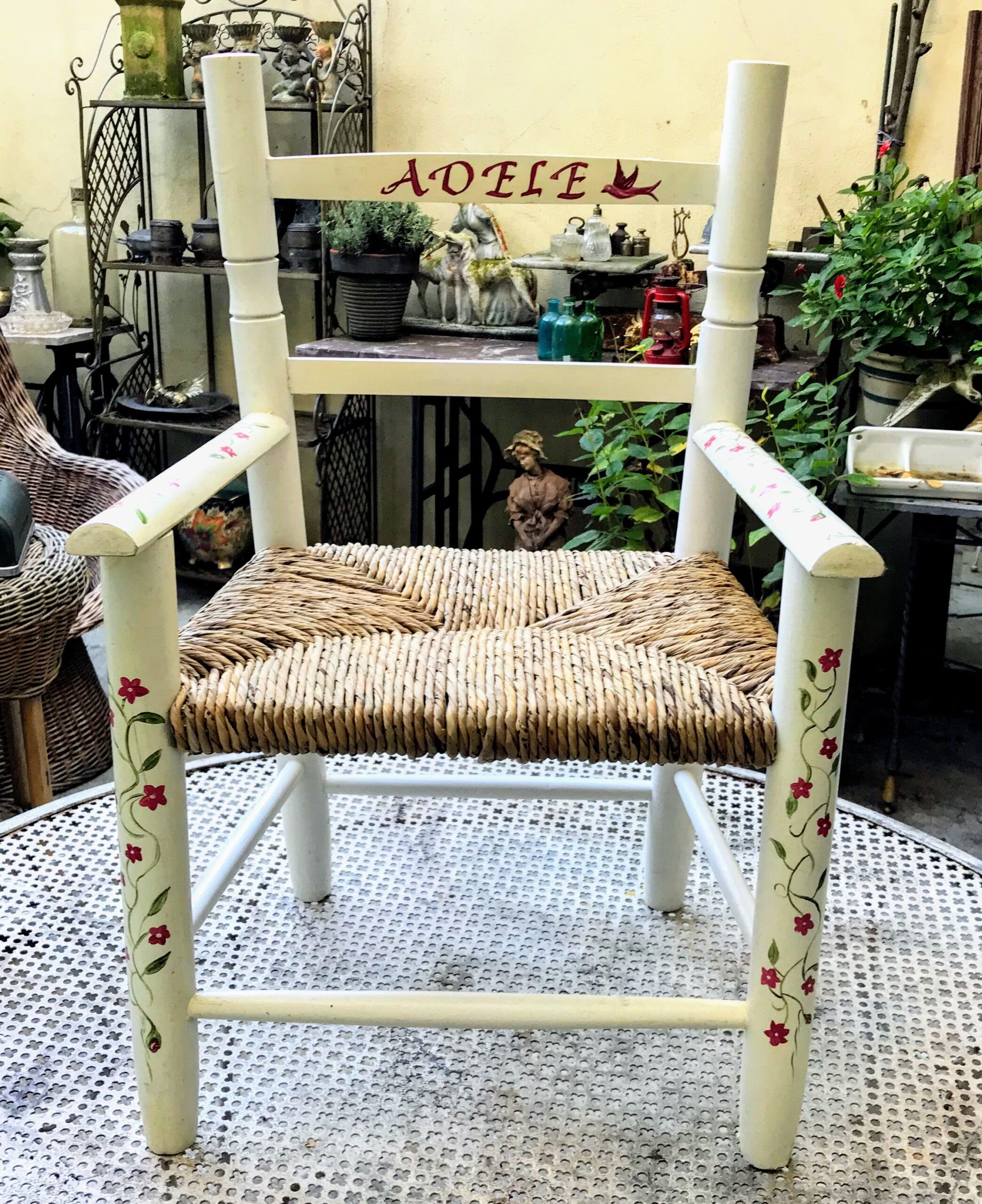 5393151169.jpg Vintage geschilderd houten kinderstoeltje met biezen