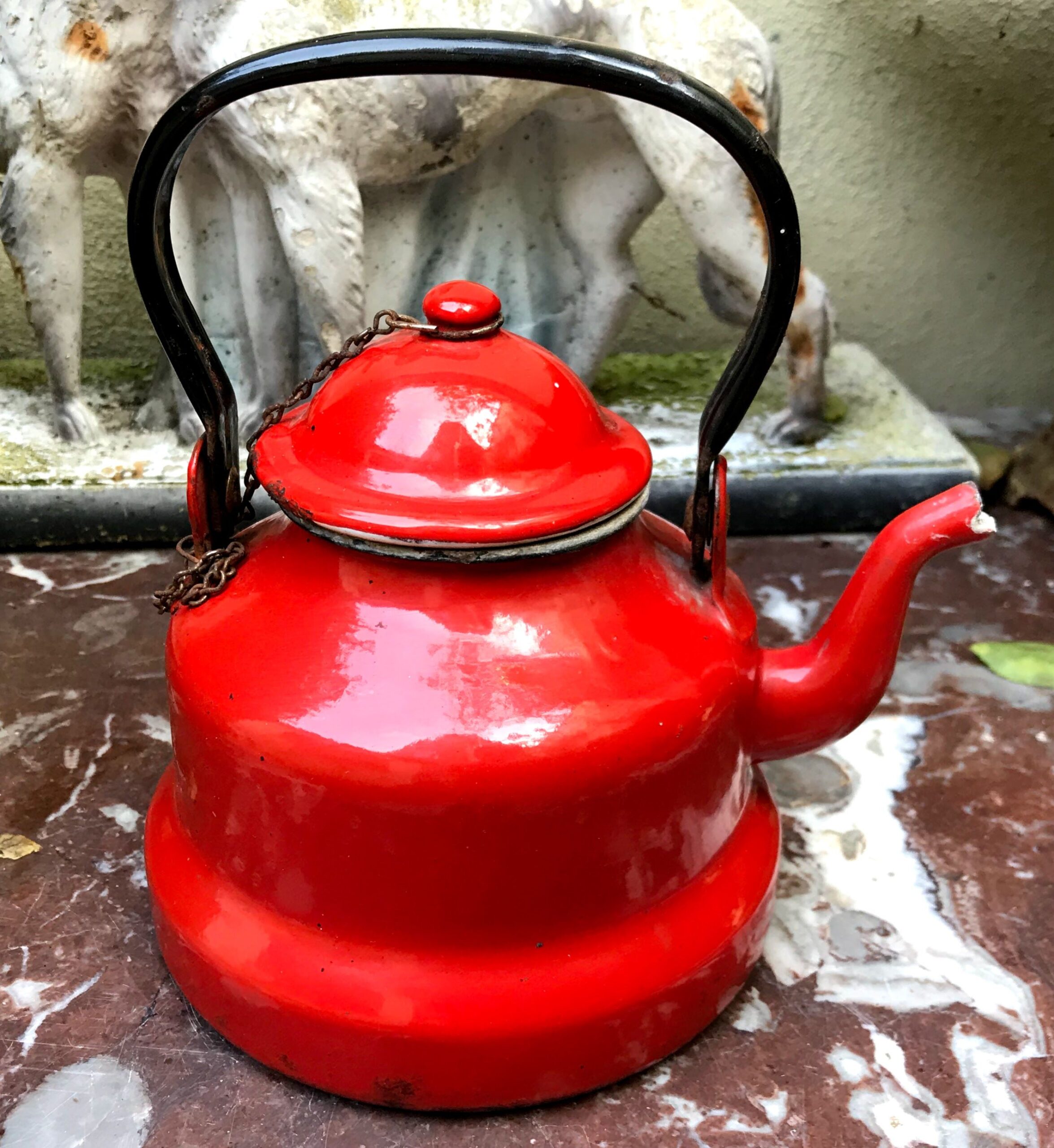 5393152648.jpg Vintage Klein rood emaillen theepotje