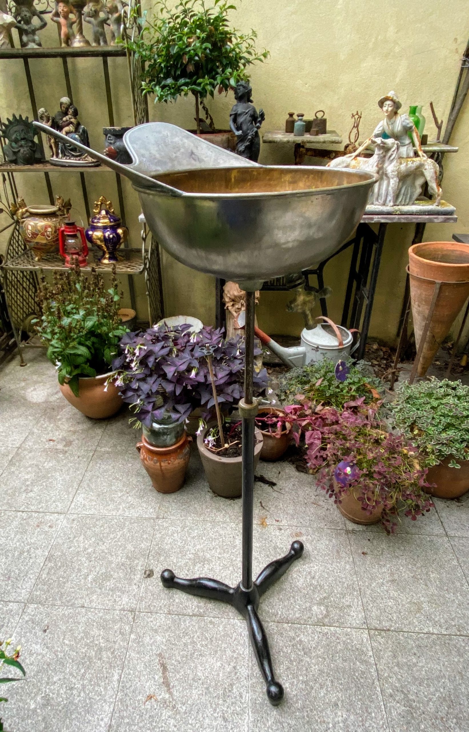 5393158992.jpg Antieke kapperswasbak van messing - wasbak kapper