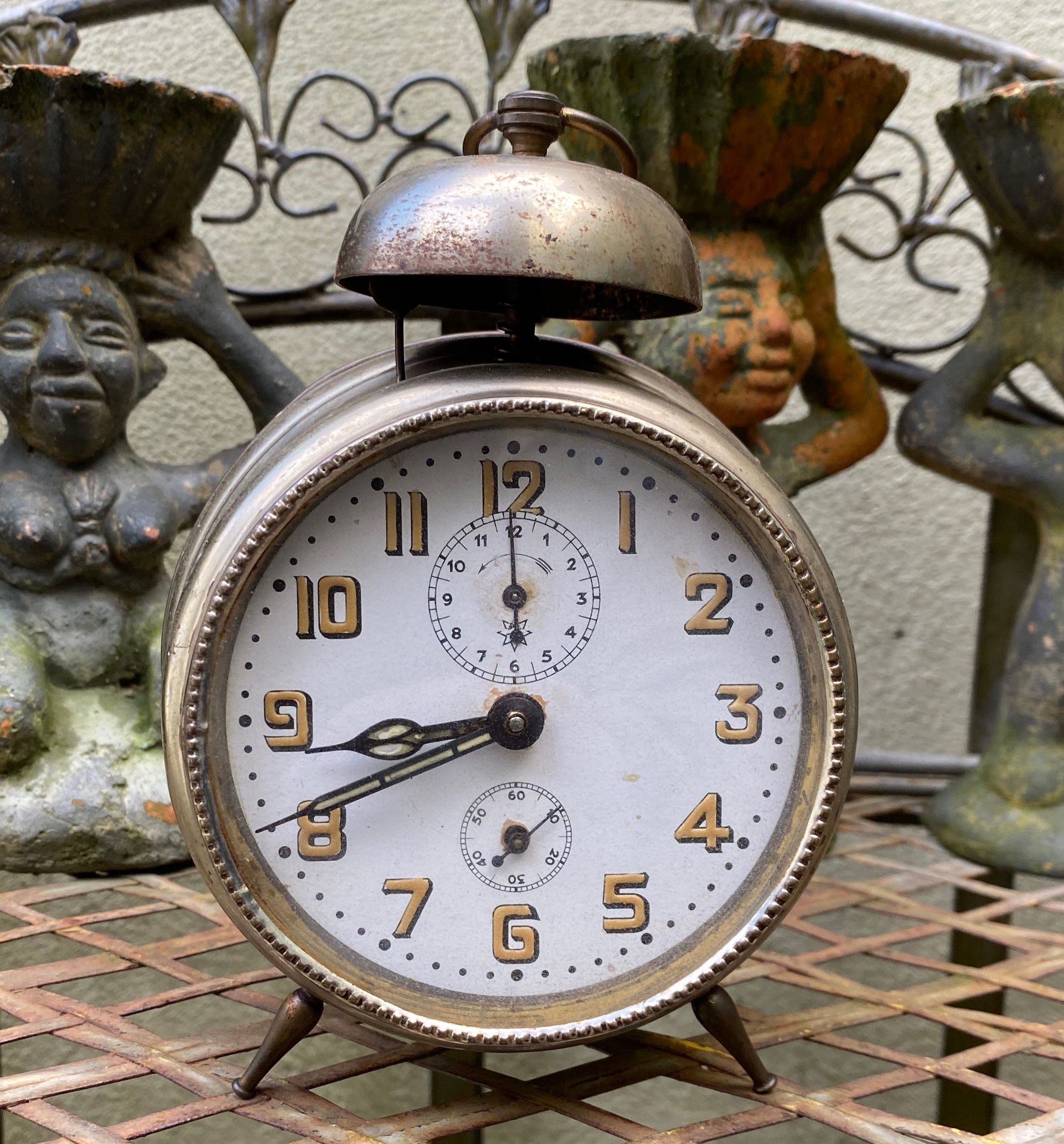 5458899316.jpg Duitse verchroomde Junghans mechanische wekker – ca. 1950