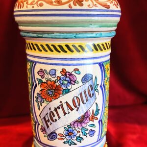 Rijk veelkleurig handbeschilderde terracotta apothekerspot Thériaque met deksel – ca. 20e eeuw