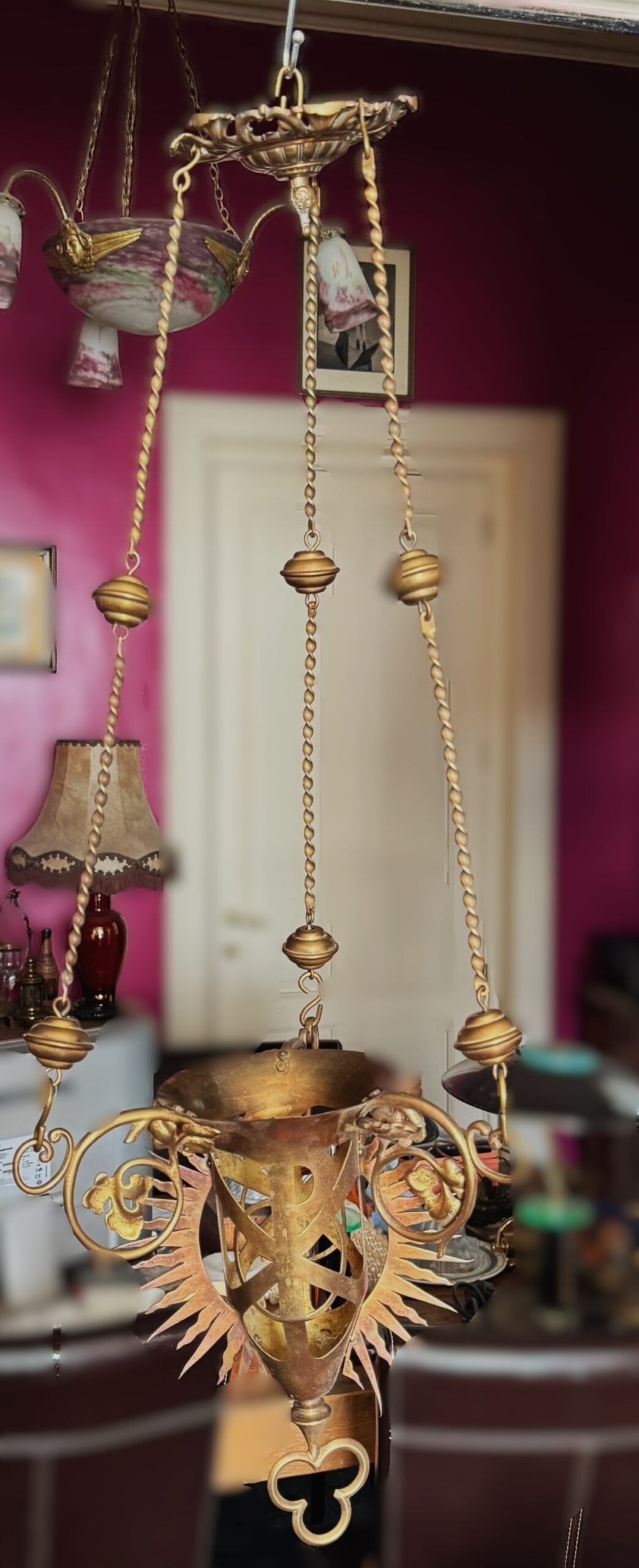 5576277331.jpg Antiek bronzen kerkelijk hanglicht met sacrale symboliek – ca. 1900–1930