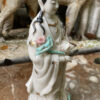 Antiek Chinees Guan Yin porseleinen beeldje uit Macau (3)_resultaat Gouden Sereniteit – Zeldzaam Chinees Guan Yin beeldje – Serene Chinese Guan Yin porcelain figurine – 1960s