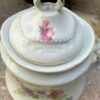 Antique French porcelain sugar pot with wildflowers – c.1900 (3) Antieke Franse suikerpot met veldbloemen | Antique French porcelain sugar pot with wildflowers – c.1900